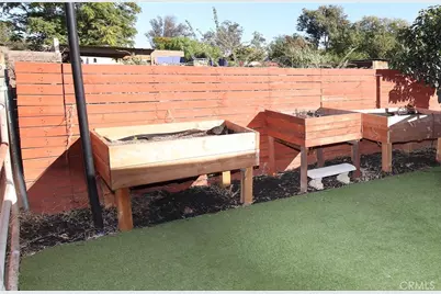 3880 Fox Tail, Jurupa Valley, CA 92509 - Photo 19