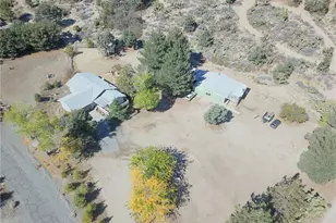 1700 Desert Front Rd, Wrightwood, CA 92397 - Photo 27
