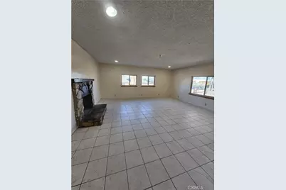 15801 Malpais, Victorville, CA 92394 - Photo 9