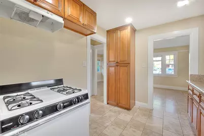 656 E Columbia, Pomona, CA 91767 - Photo 13