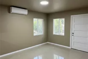 802 E 111th, Los Angeles, CA 90059 - Photo 7