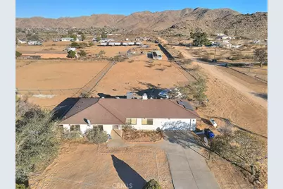 14811 Kingsdale, Apple Valley, CA 92307 - Photo 39