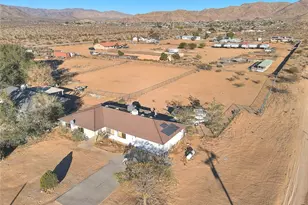 14811 Kingsdale, Apple Valley, CA 92307 - Photo 49