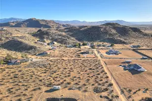 14811 Kingsdale, Apple Valley, CA 92307 - Photo 57