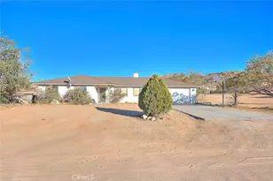 14811 Kingsdale, Apple Valley, CA 92307 - Photo 3