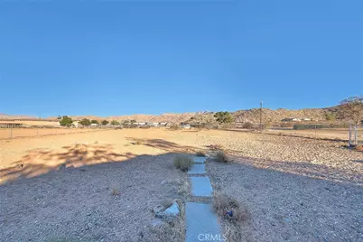 14811 Kingsdale, Apple Valley, CA 92307 - Photo 37