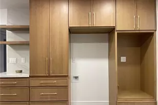 1410 Pleasant View Dr, Redlands, CA 92374 - Photo 11