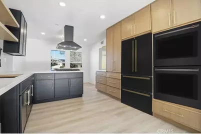 1410 Pleasantview Dr, Redlands, CA 92374 - Photo 9