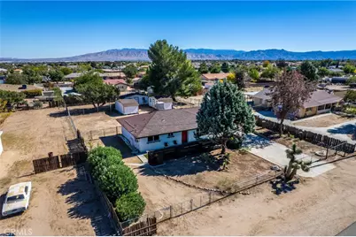 9925 Redwood, Hesperia, CA 92345 - Photo 19