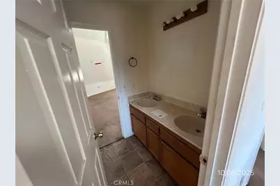 22677 South, Apple Valley, CA 92307 - Photo 15