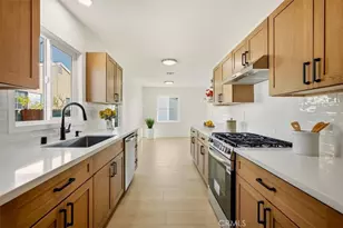 13040 Wentworth St, Arleta, CA 91331 - Photo 11