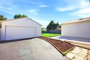 13040 Wentworth St, Arleta, CA 91331 - Photo 31