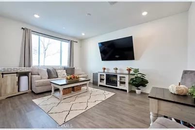 15188 Horizon Street #8, Fontana, CA 92336 - Photo 9