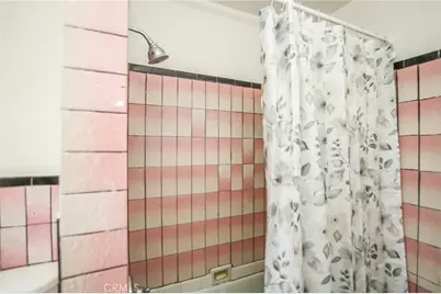 3241 Santa Ana, Huntington Park, CA 90255 - Photo 51