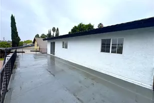 19935 Lanark St, Canoga Park, CA 91306 - Photo 23