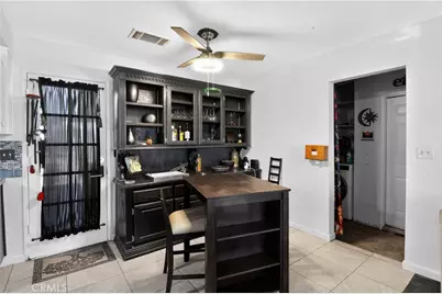 16485 Dale Evans (Aztec) Parkway, Apple Valley, CA 92307 - Photo 11