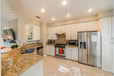 549 W Summerfield, Anaheim, CA 92802 - Photo 11