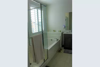 16281 Castello Lane #2, Fontana, CA 92336 - Photo 7