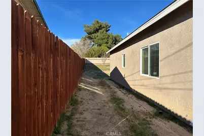 16312 Molino, Victorville, CA 92395 - Photo 25
