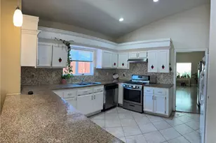 16312 Molino, Victorville, CA 92395 - Photo 7