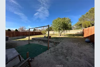 16312 Molino, Victorville, CA 92395 - Photo 29