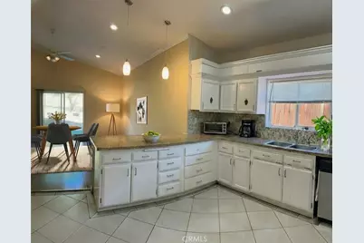 16312 Molino, Victorville, CA 92395 - Photo 7