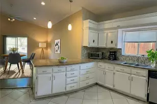 16312 Molino, Victorville, CA 92395 - Photo 7