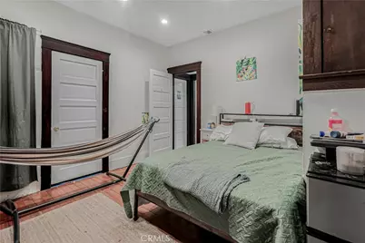 1129 Logan, Los Angeles, CA 90026 - Photo 25