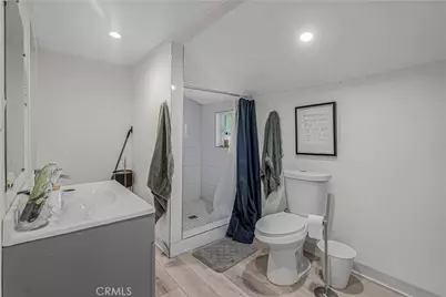 1129 Logan, Los Angeles, CA 90026 - Photo 15