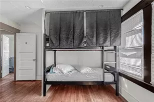 1129 Logan, Los Angeles, CA 90026 - Photo 29