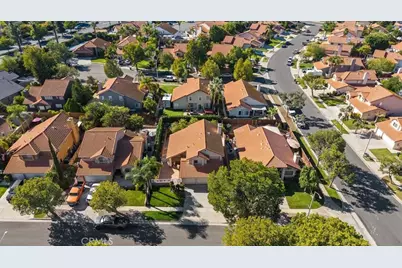 2208 Coachman Circle, Corona, CA 92881 - Photo 33