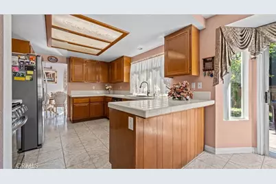 2208 Coachman Circle, Corona, CA 92881 - Photo 15