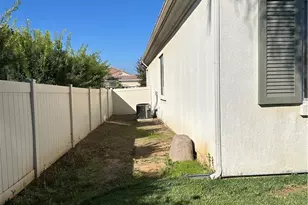 1710 N Forest Oaks, Beaumont, CA 92223 - Photo 27