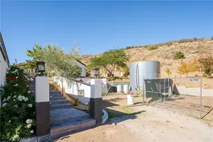 13905 Summit Valley, Hesperia, CA 92345 - Photo 37
