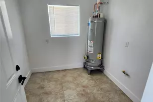 10723 5th, Hesperia, CA 92345 - Photo 19