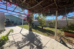 25492 Paloma, San Bernardino, CA 92410 - Photo 19