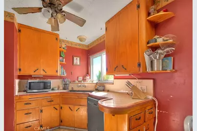 909 W Flora Street, Ontario, CA 91762 - Photo 21