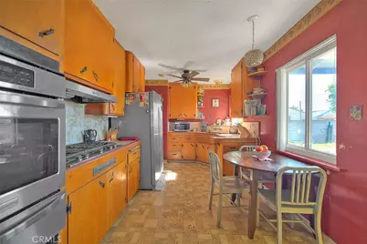 909 W Flora Street, Ontario, CA 91762 - Photo 17