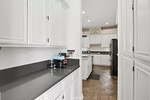 26161 Wyndemere Ct, Escondido, CA 92026 - Photo 17