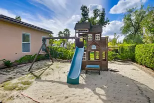 26161 Wyndemere Ct, Escondido, CA 92026 - Photo 33