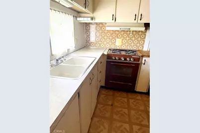 185 N Eucalyptus #53, Rialto, CA 92376 - Photo 7