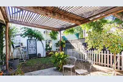 7503 Aqueduct Ave, Van Nuys, CA 91406 - Photo 23