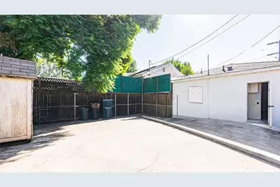 7503 Aqueduct Ave, Van Nuys, CA 91406 - Photo 27