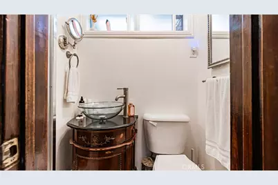 7503 Aqueduct Ave, Van Nuys, CA 91406 - Photo 13