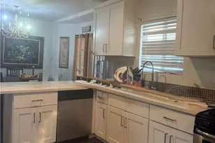 215 E 85th, Los Angeles, CA 90003 - Photo 11