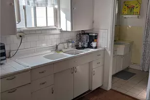 815 E Magnolia, Burbank, CA 91501 - Photo 11