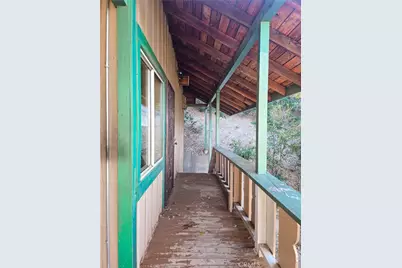 629 Chateau, Crestline, CA 92325 - Photo 7