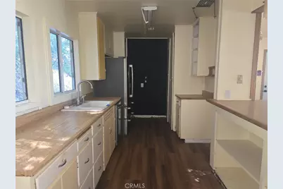 629 Chateau, Crestline, CA 92325 - Photo 15