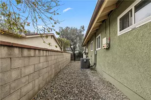 536 S College, Claremont, CA 91711 - Photo 33