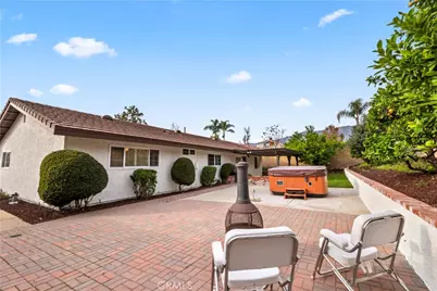 384 Andover, Claremont, CA 91711 - Photo 27